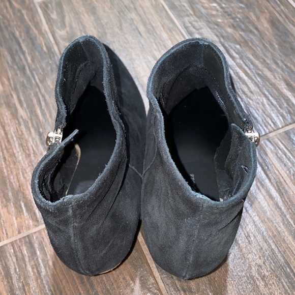 Coconuts by Matisse suede ankle booties - Picture 5 of 11